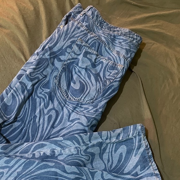 Patterned baggy high rise jeans - Picture 2 of 3